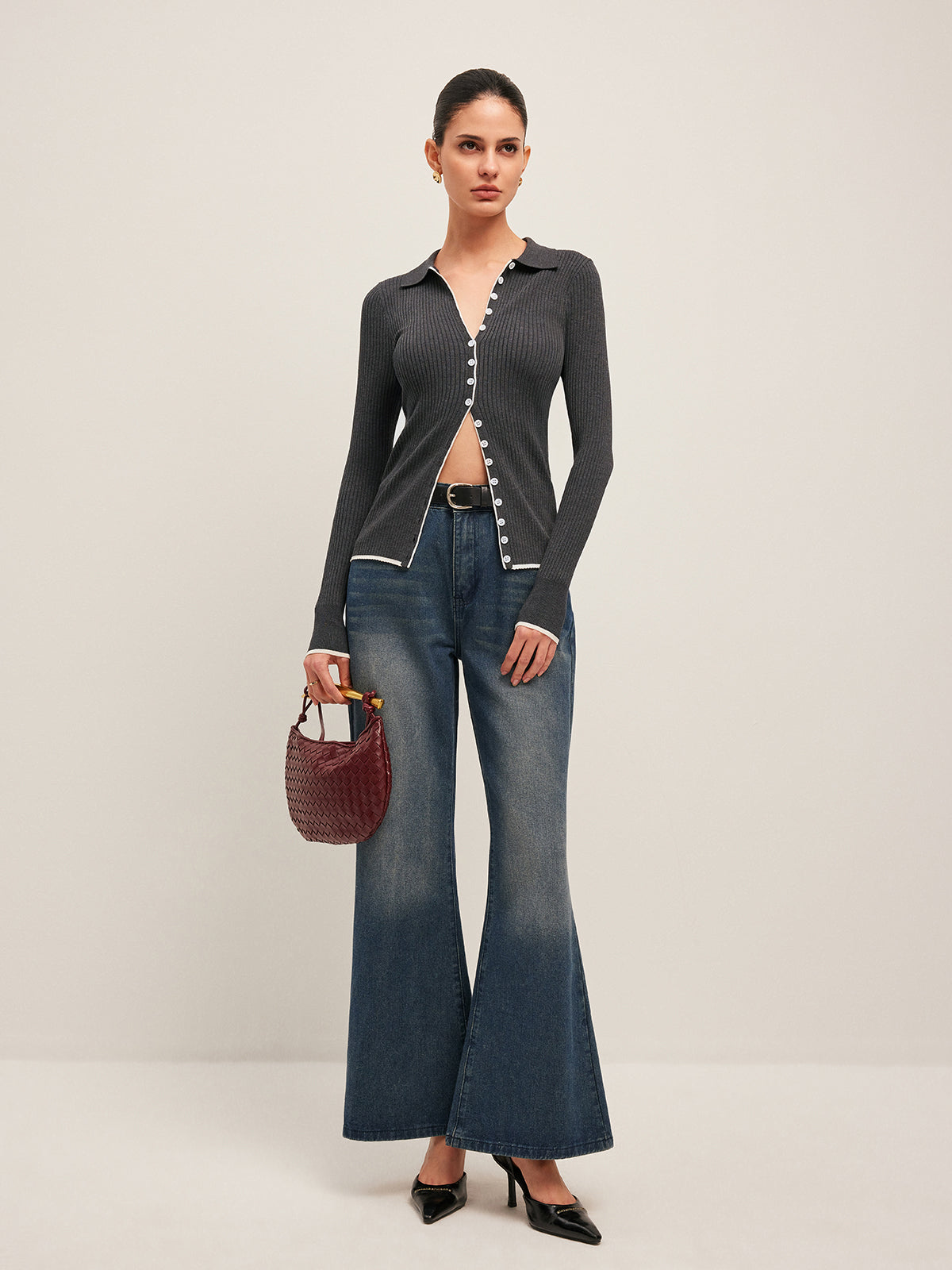 Ribanalı Önden Düğmeli Kısa Hırka