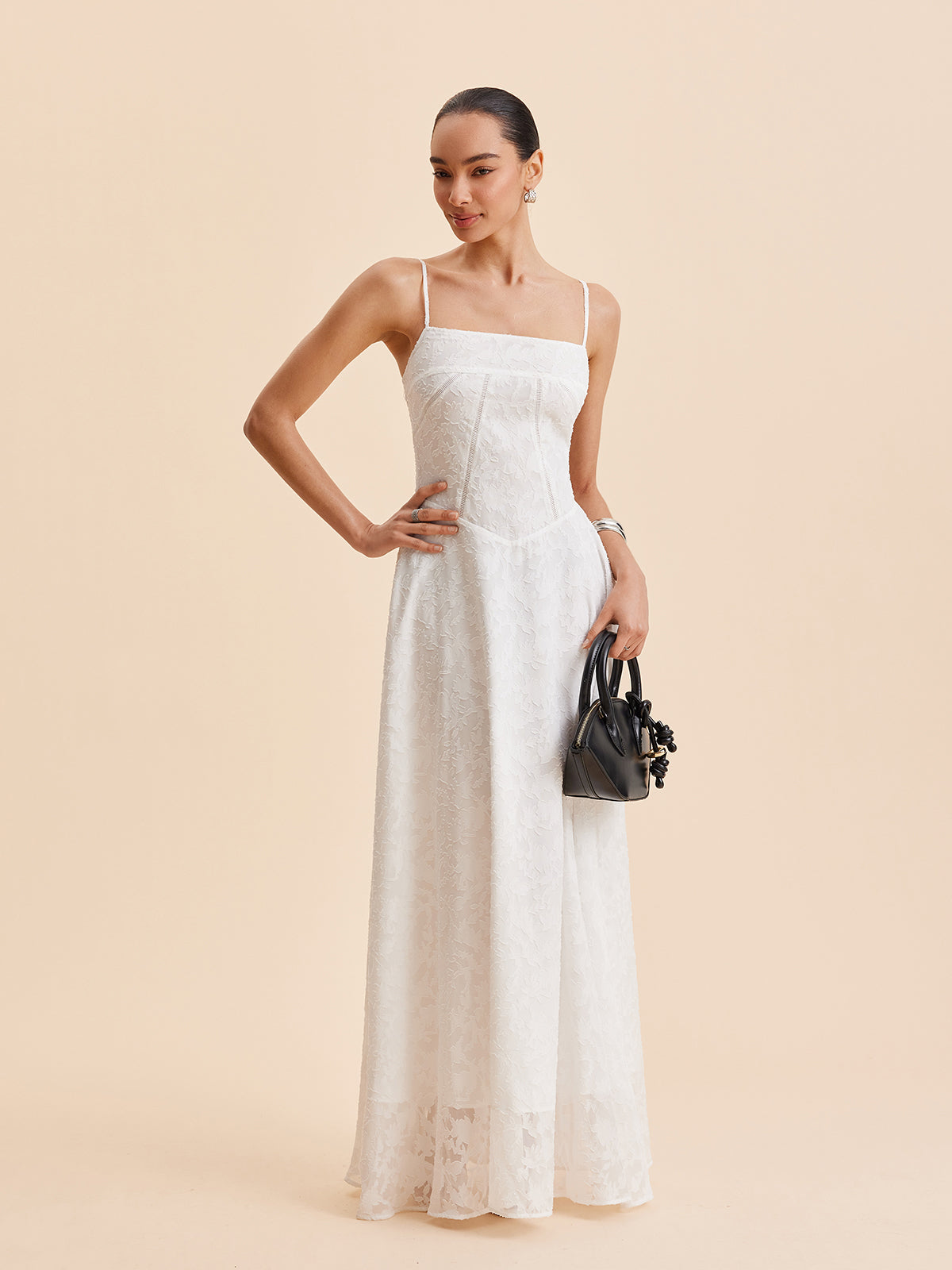 Şifon Çiçek Desenli Dantelli Askılı Elbise