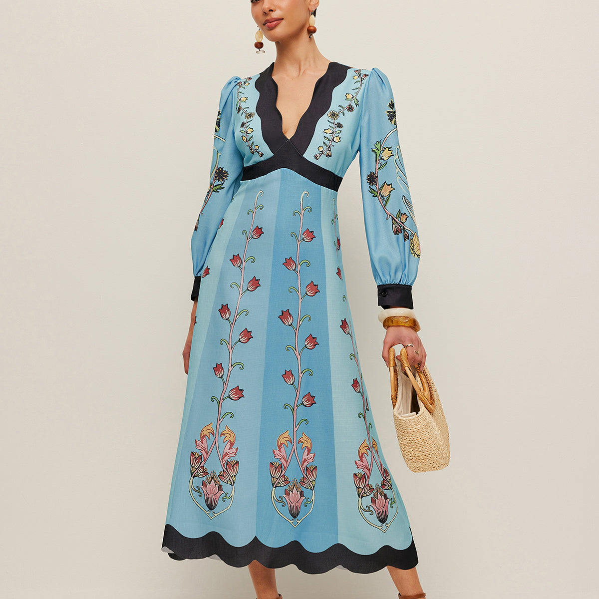 Sırtı Açık Puantiyeli Balon Kollu Çiçek Desenli Elbise