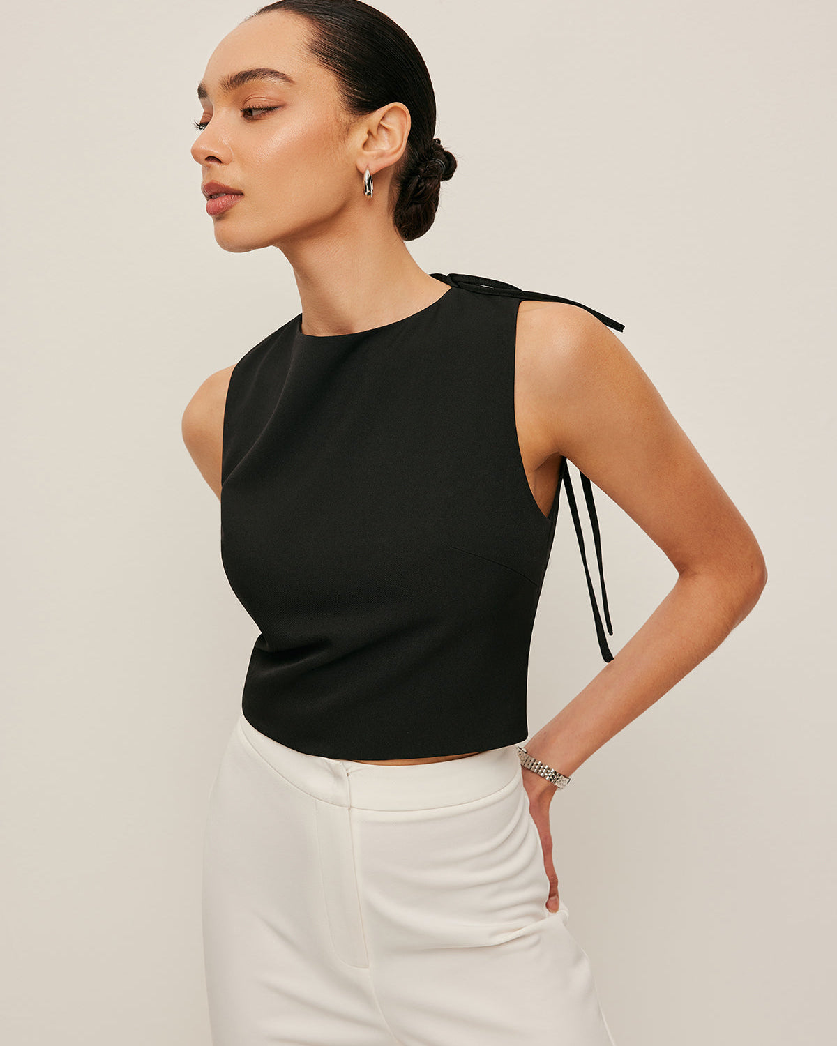 Asimetrik Açık Sırtlı Bağlamalı Üst