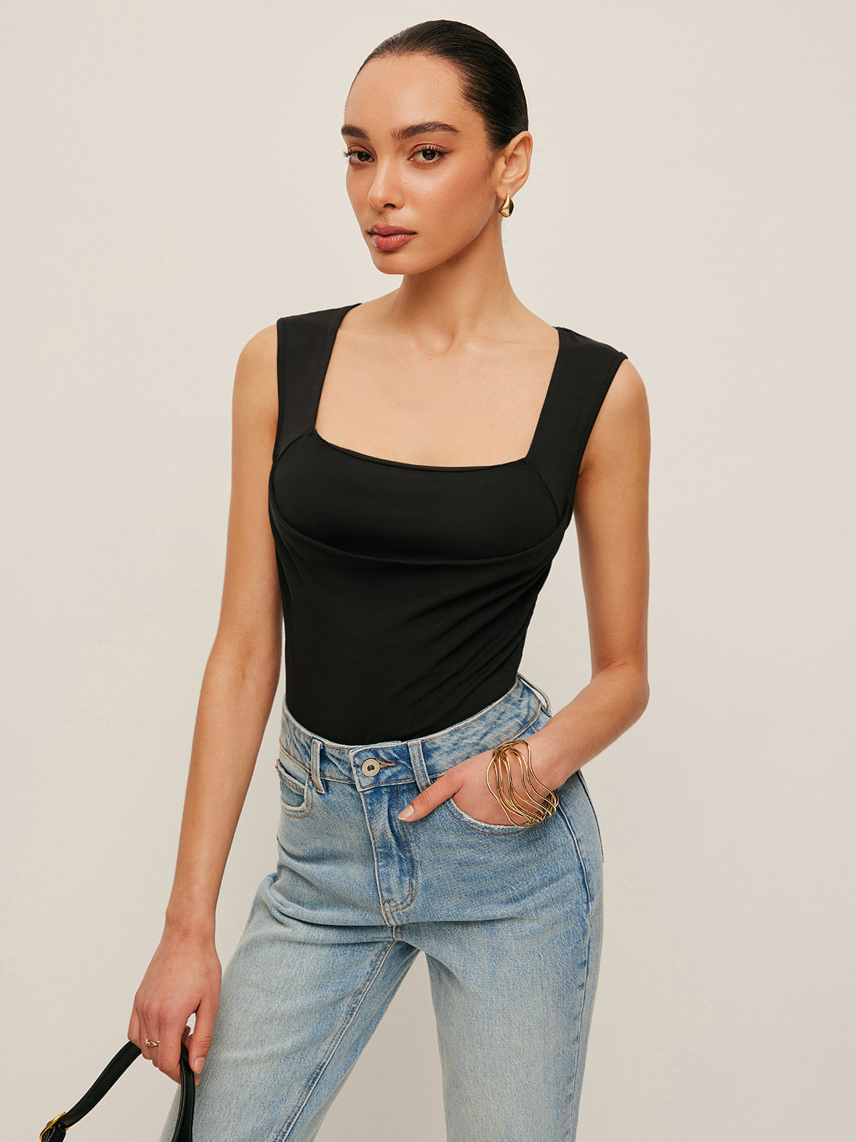 Kare Yaka Dar Kesim Atlet