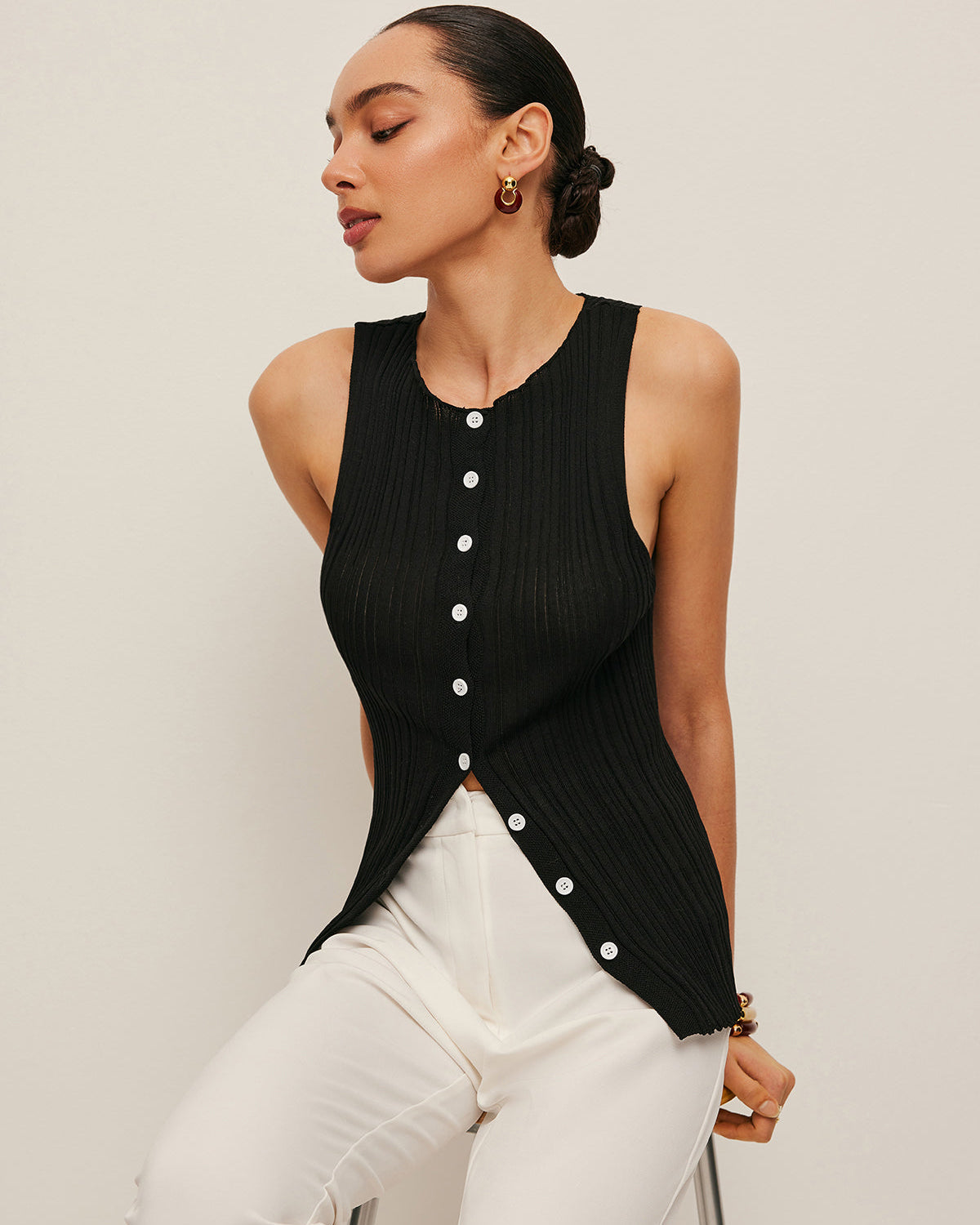 Kolsuz Ribanalı Önden Düğmeli Bluz