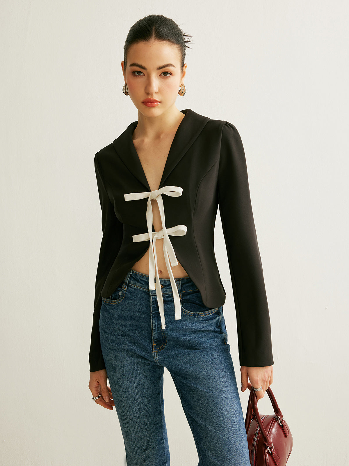 V Yaka Önden Bağlamalı Bluz