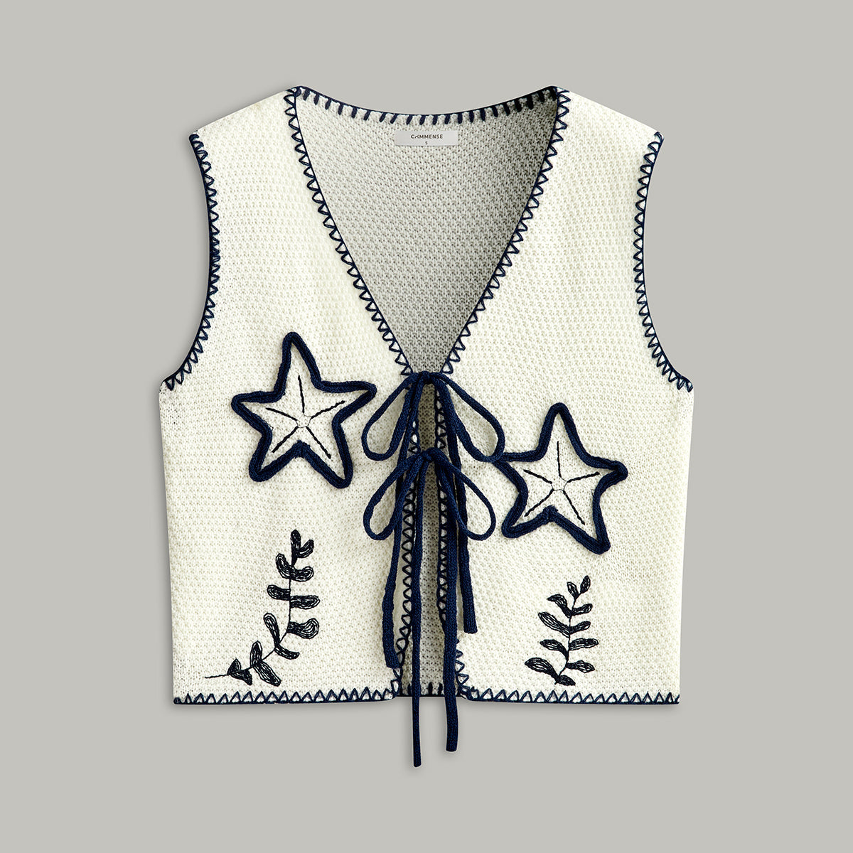 Nakış Detaylı Önden Bağlamalı Triko Yelek