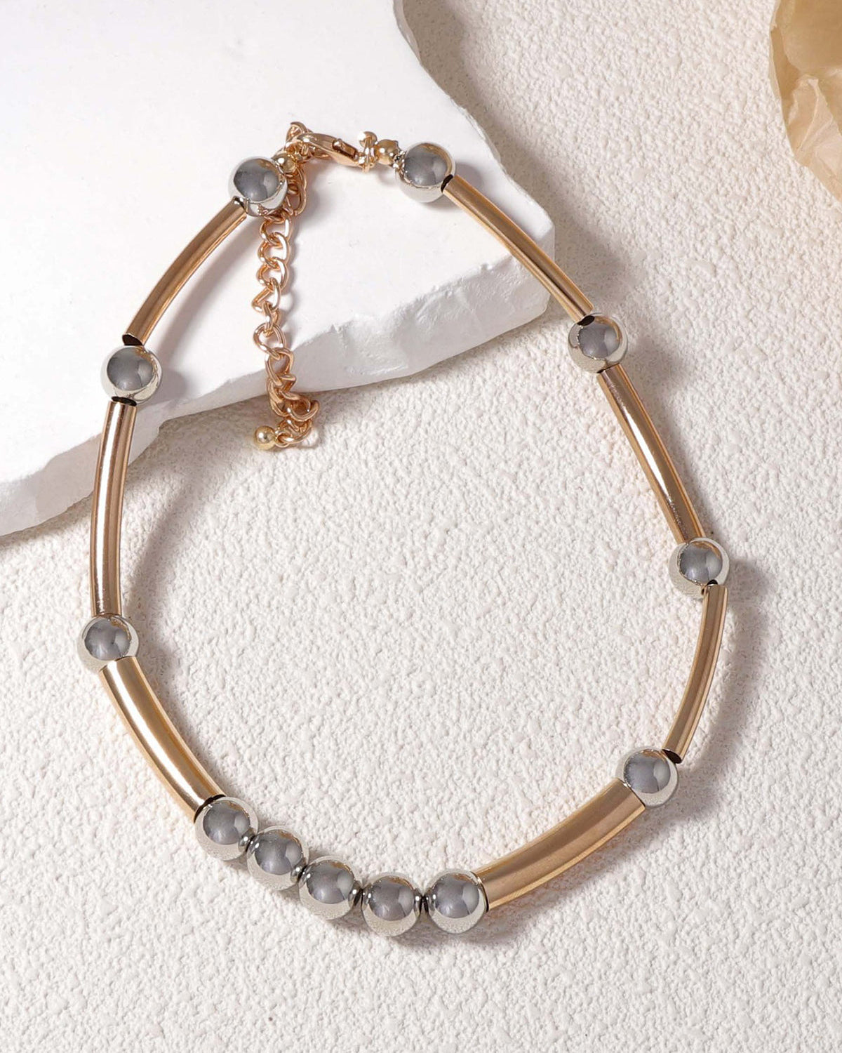 Minimalist İki Renkli Metal Kolye