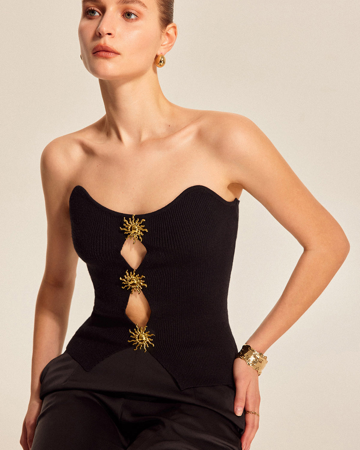 Metal Detaylı Kesik Triko Yelek