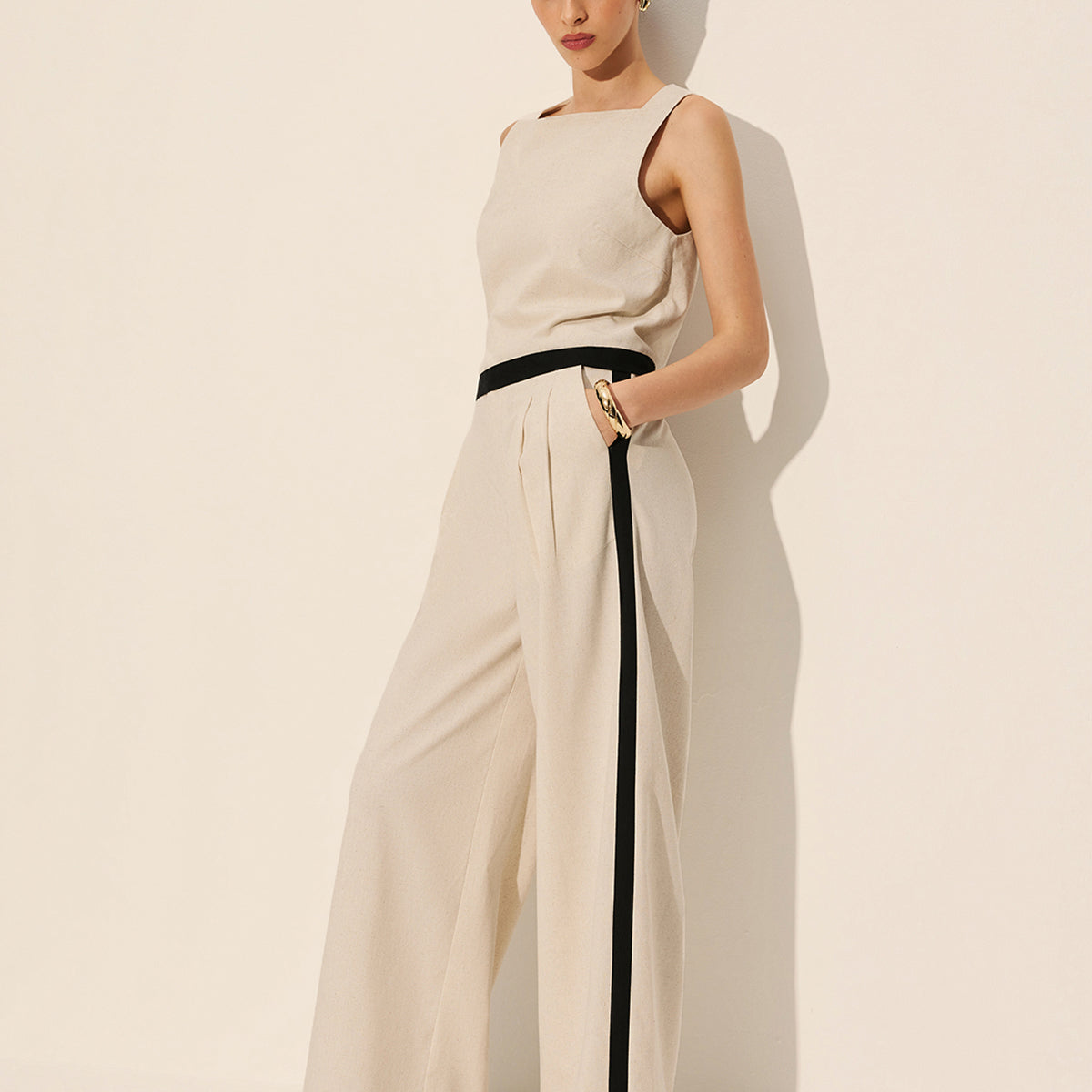 Keten ve Pamuk Karışımlı Kontrast Biye Detaylı Fermuarlı Pantolon Takımı