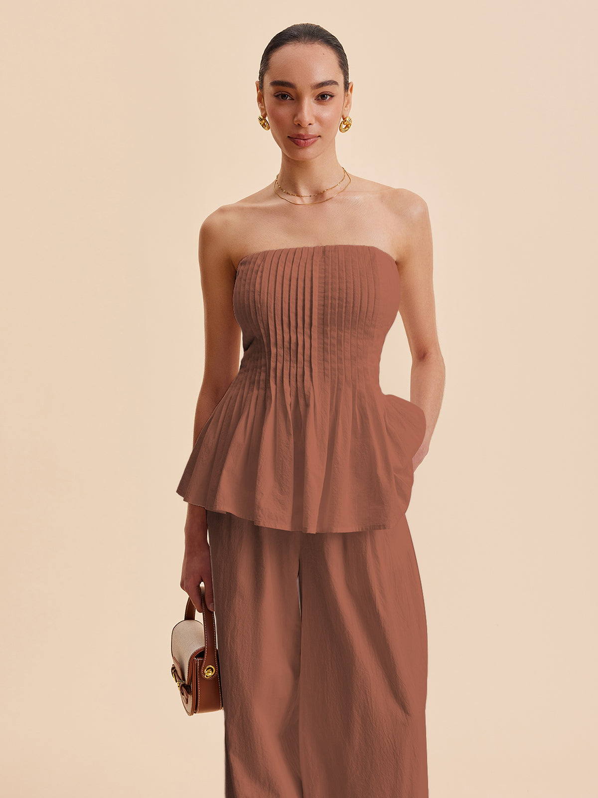 Pamuklu Pileli Askısız Peplum Bluz