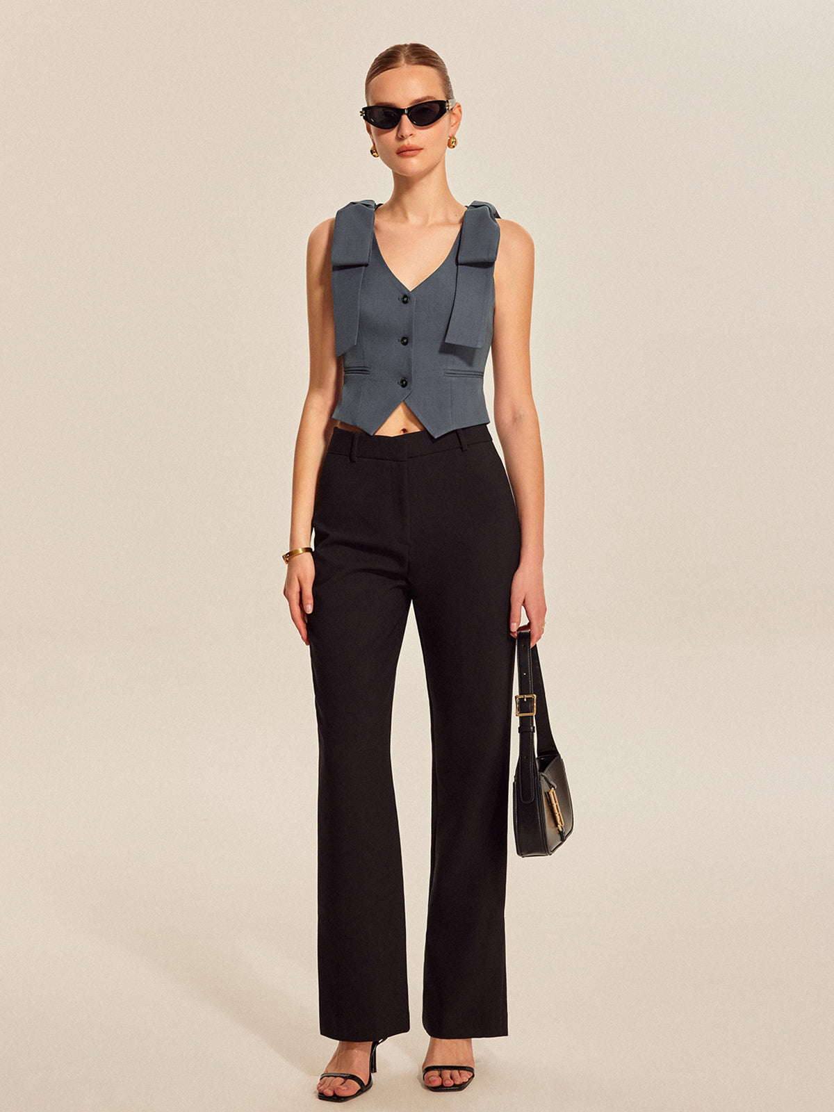 Fiyonk Askılı Kruvaze Yelek