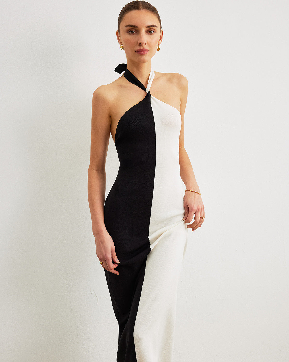 Renk Bloklu Halter Düğümlü Sırtı Açık Uzun Elbise