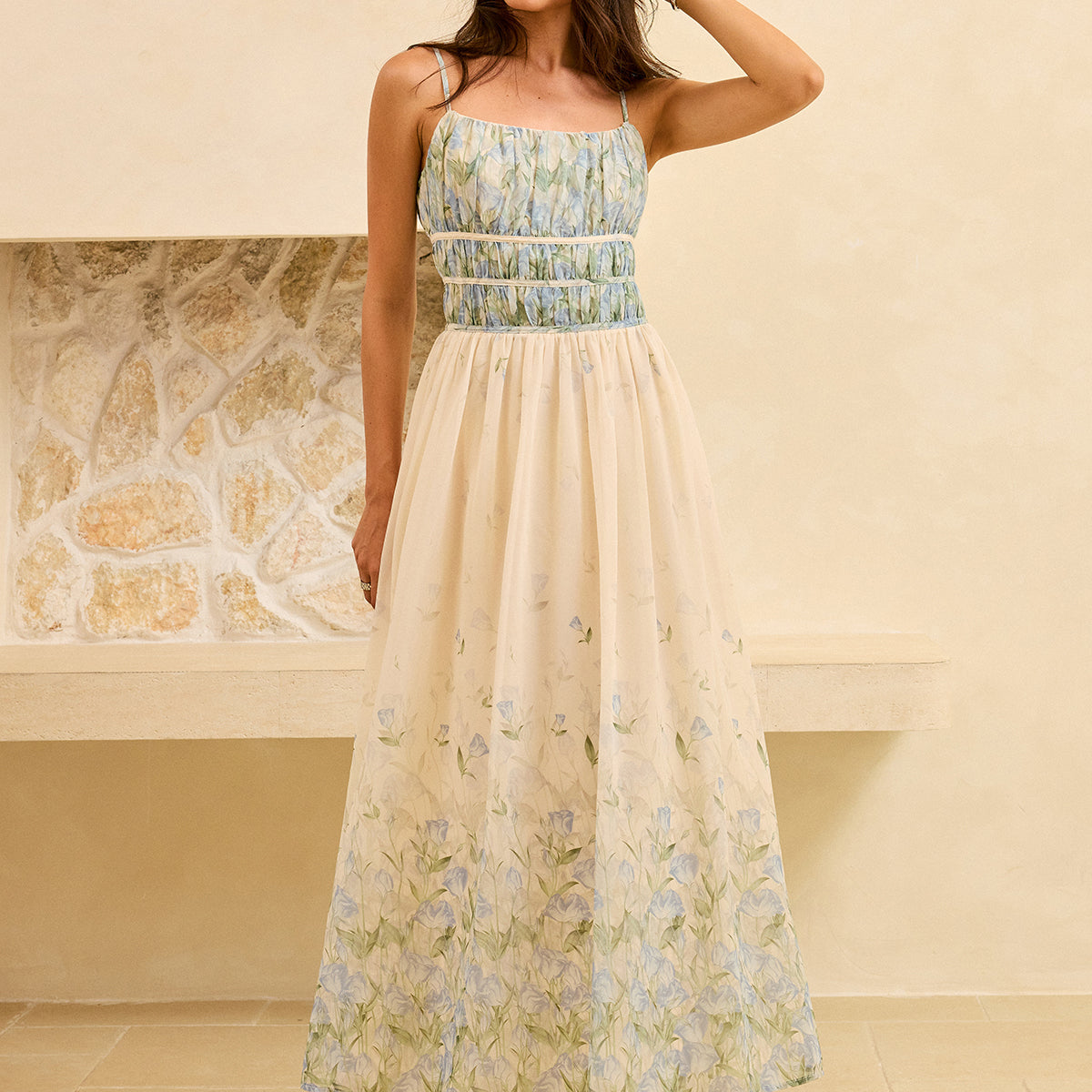 Çiçek Desenli Pileli Bel Katmanlı Uzun Elbise