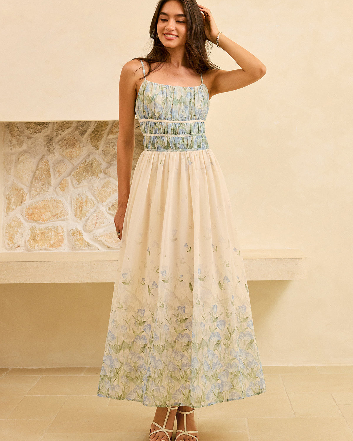 Çiçek Desenli Pileli Bel Katmanlı Uzun Elbise