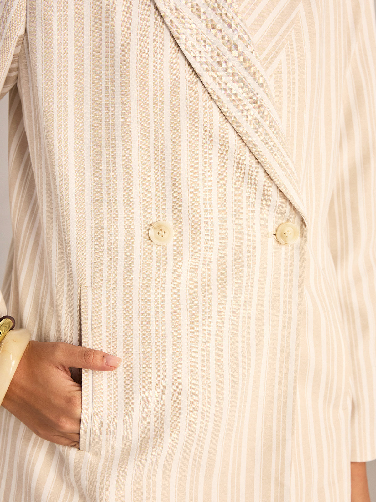 Çizgili Çift Düğmeli Blazer