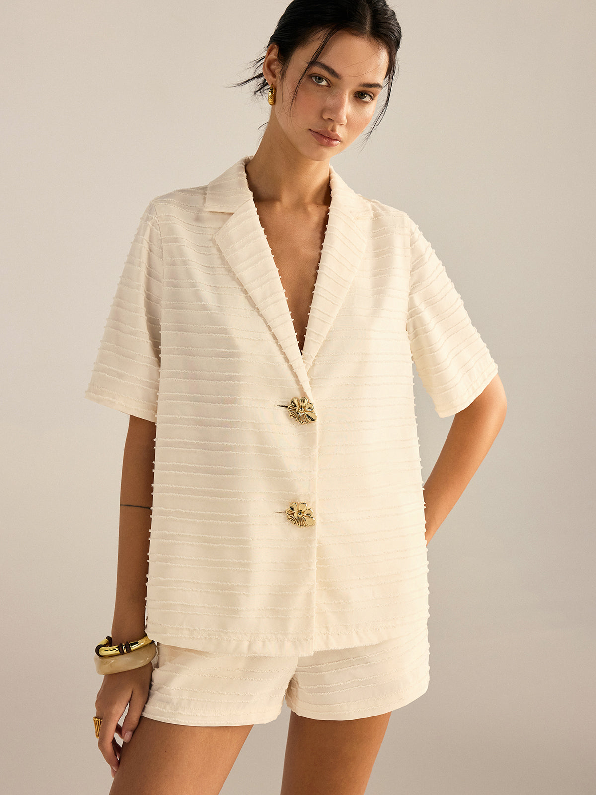 Dokulu Kısa Kollu Blazer ve Şort Takımı