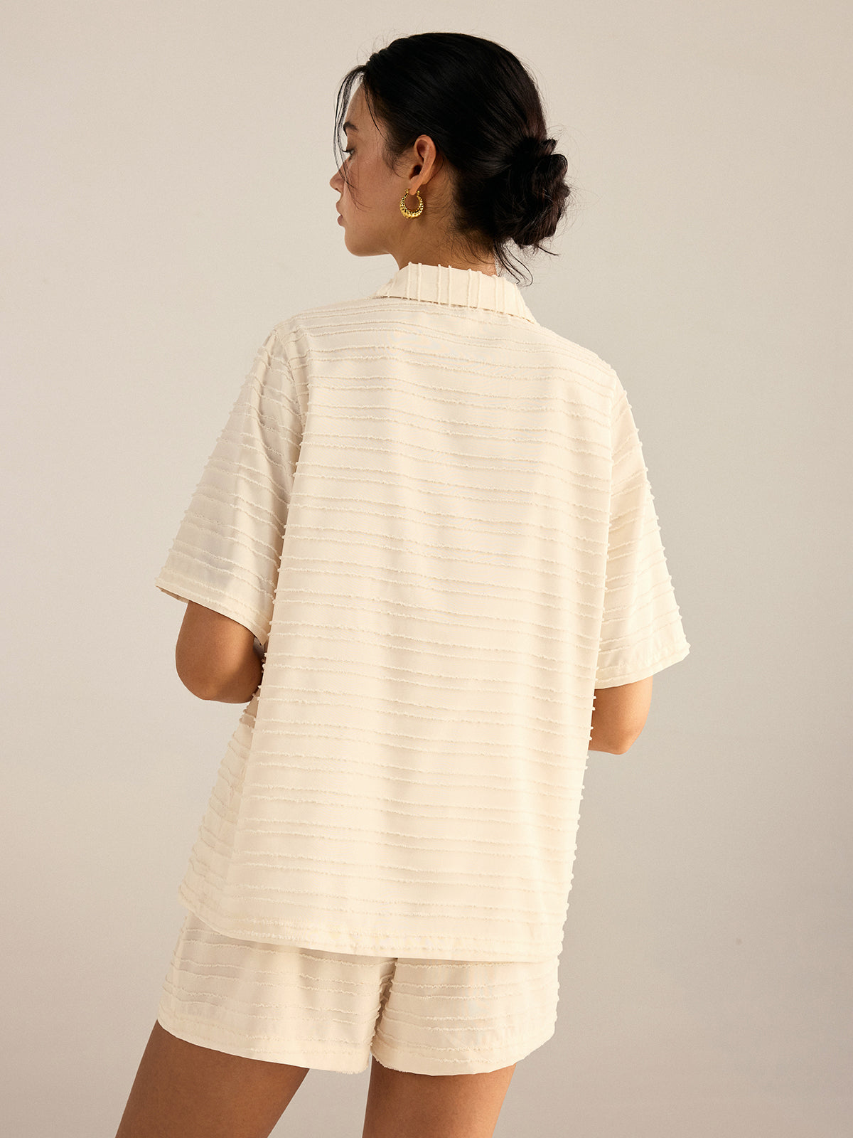 Dokulu Kısa Kollu Blazer ve Şort Takımı