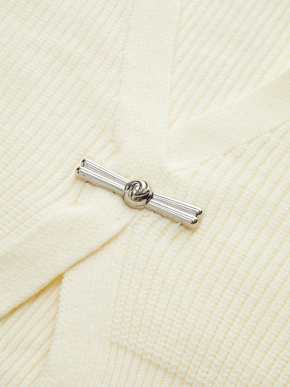 Metal Tokalı Bel Detaylı Triko Yelek