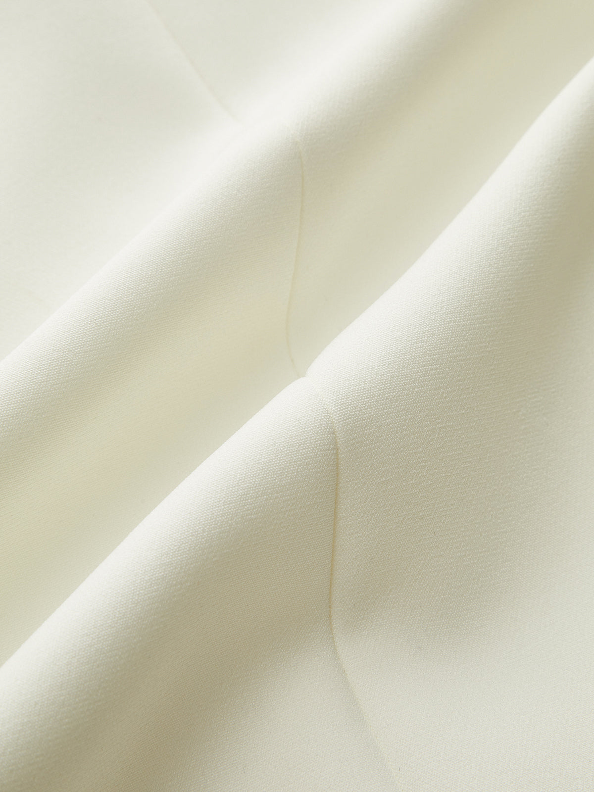 Fırfırlı Yaka Metal Düğmeli Blazer