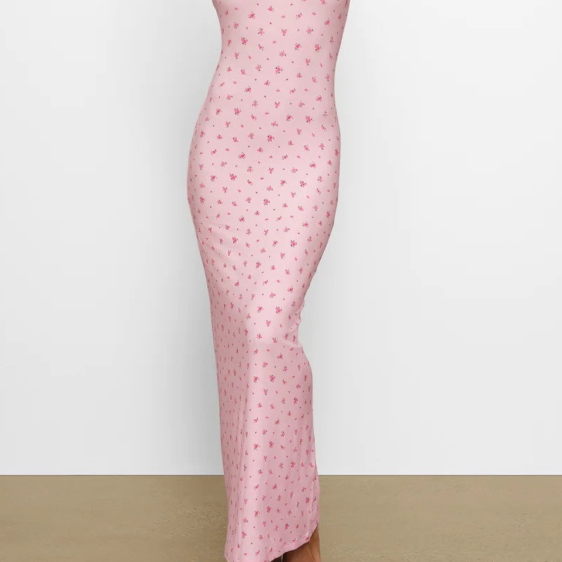 Kiraz Çiçek Sırtı Açık Uzun Elbise