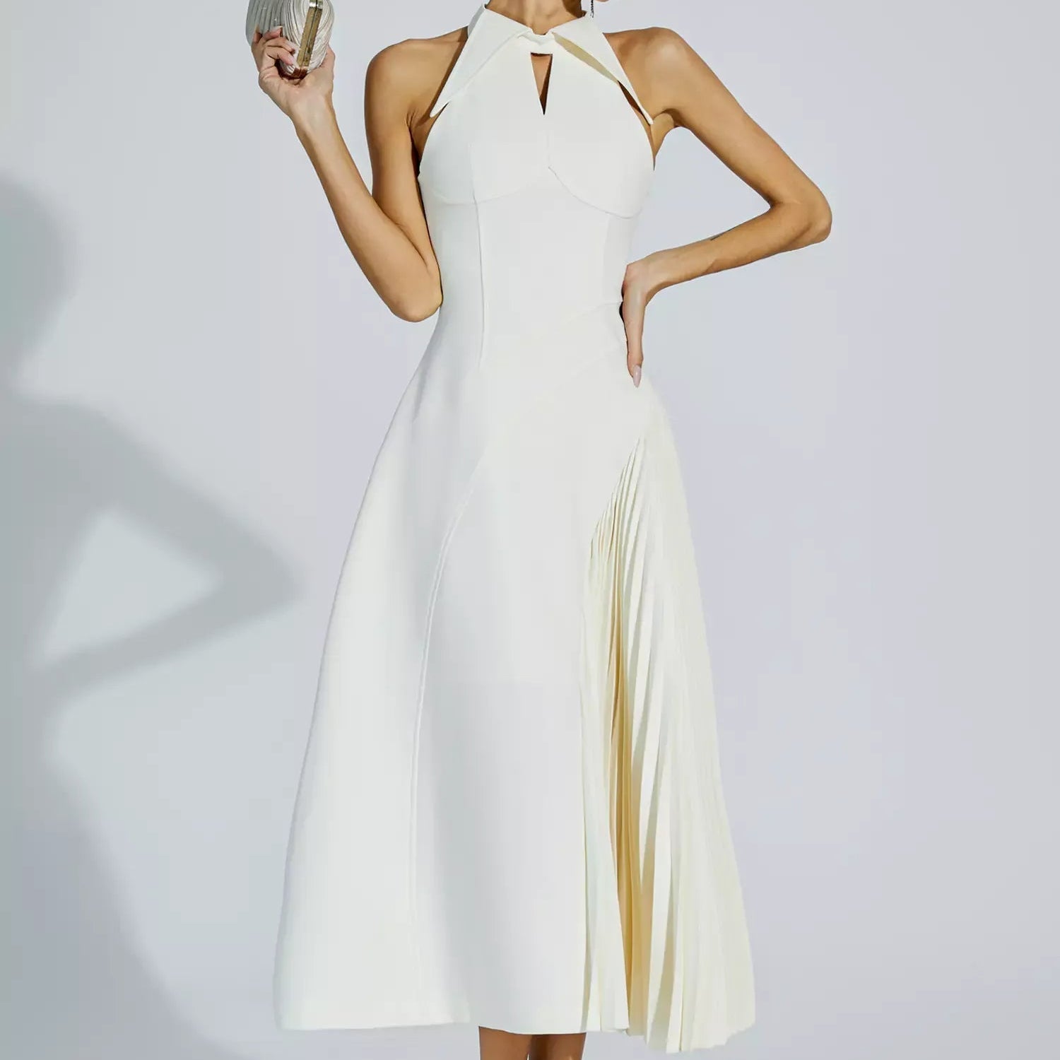 Krem Fırfırlı Kolsuz Uzun Elbise