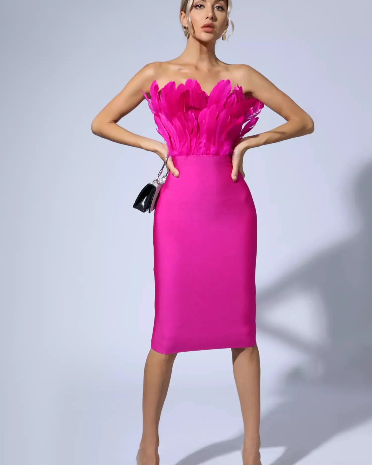 Elianna Pembe Tüy Midi Elbise