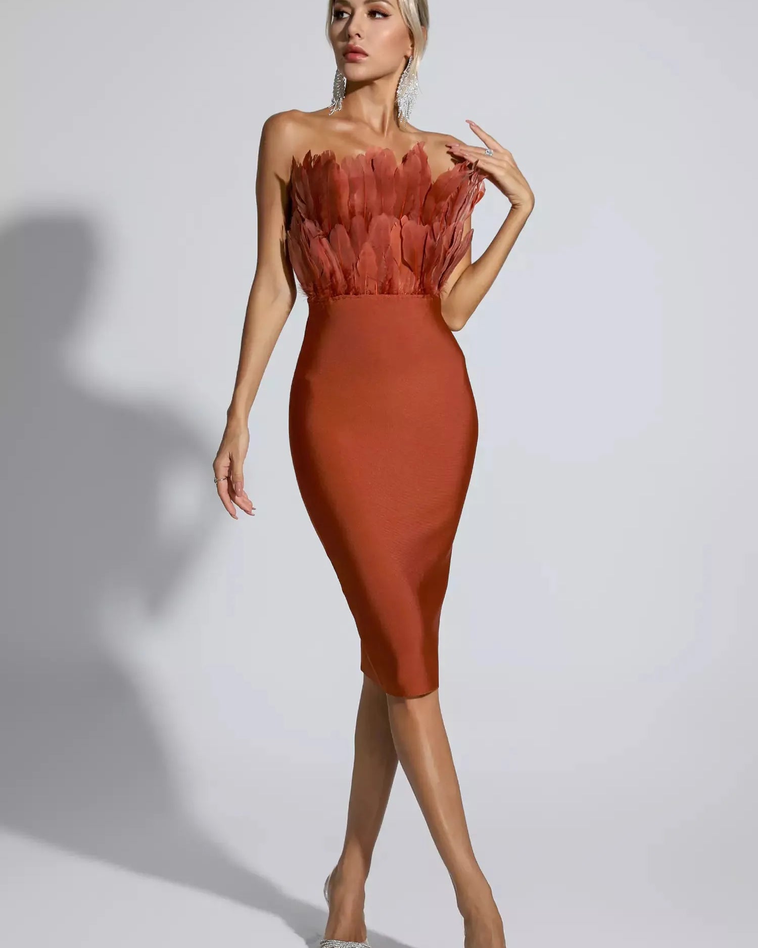 Elianna Koyu Kahve Tüy Midi Elbise