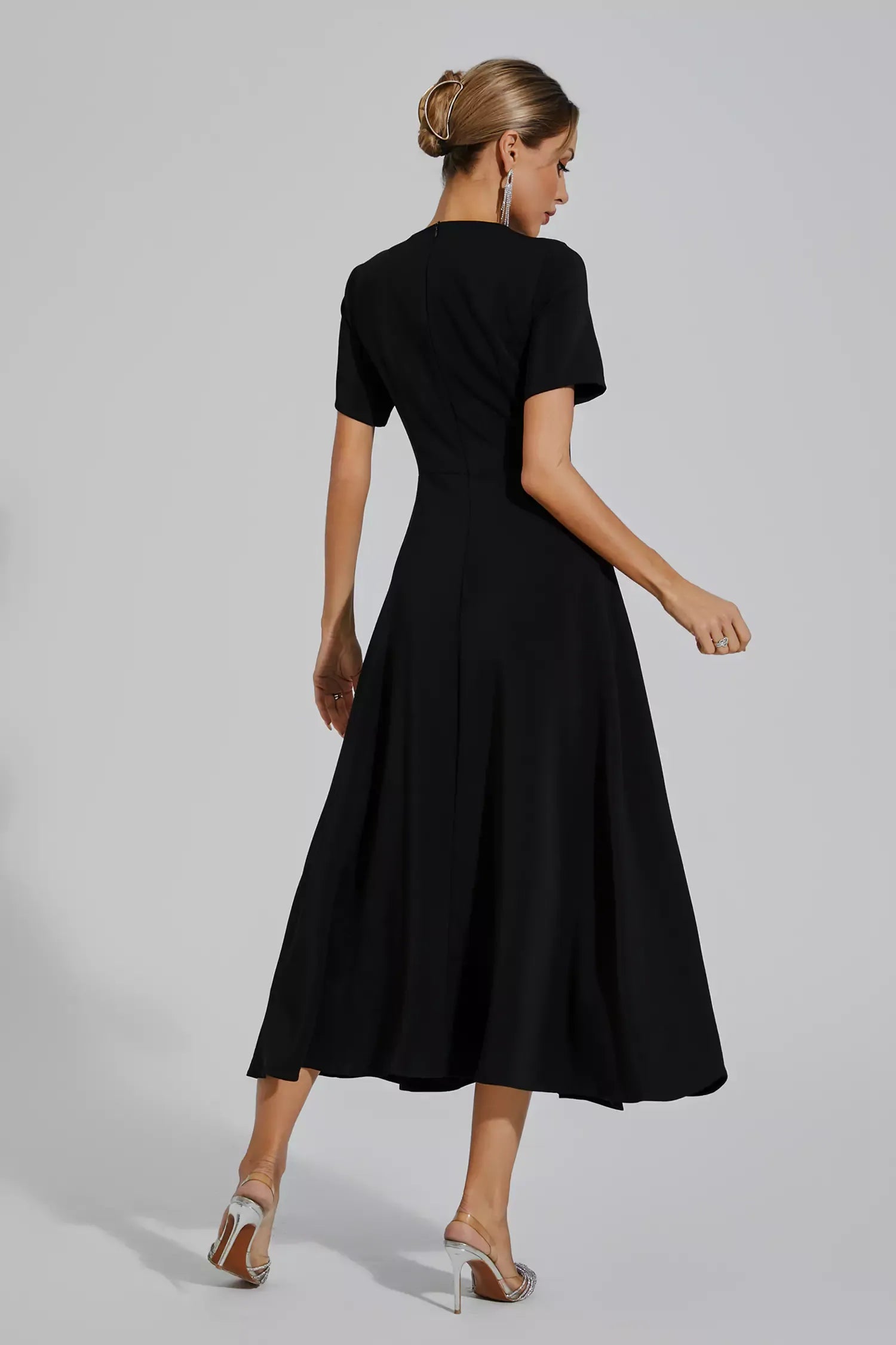 Greta Siyah Çiçek Uzun Elbise