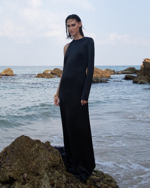 Maria Tek Omuz Yılan Zincirli Maxi Elbise