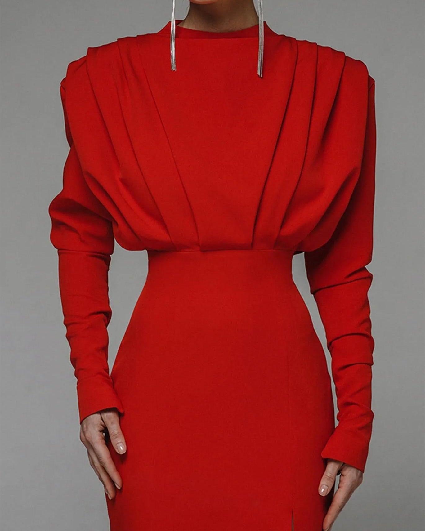 Novia Uzun Kollu Yüksek Bölünmüş Maxi Elbise