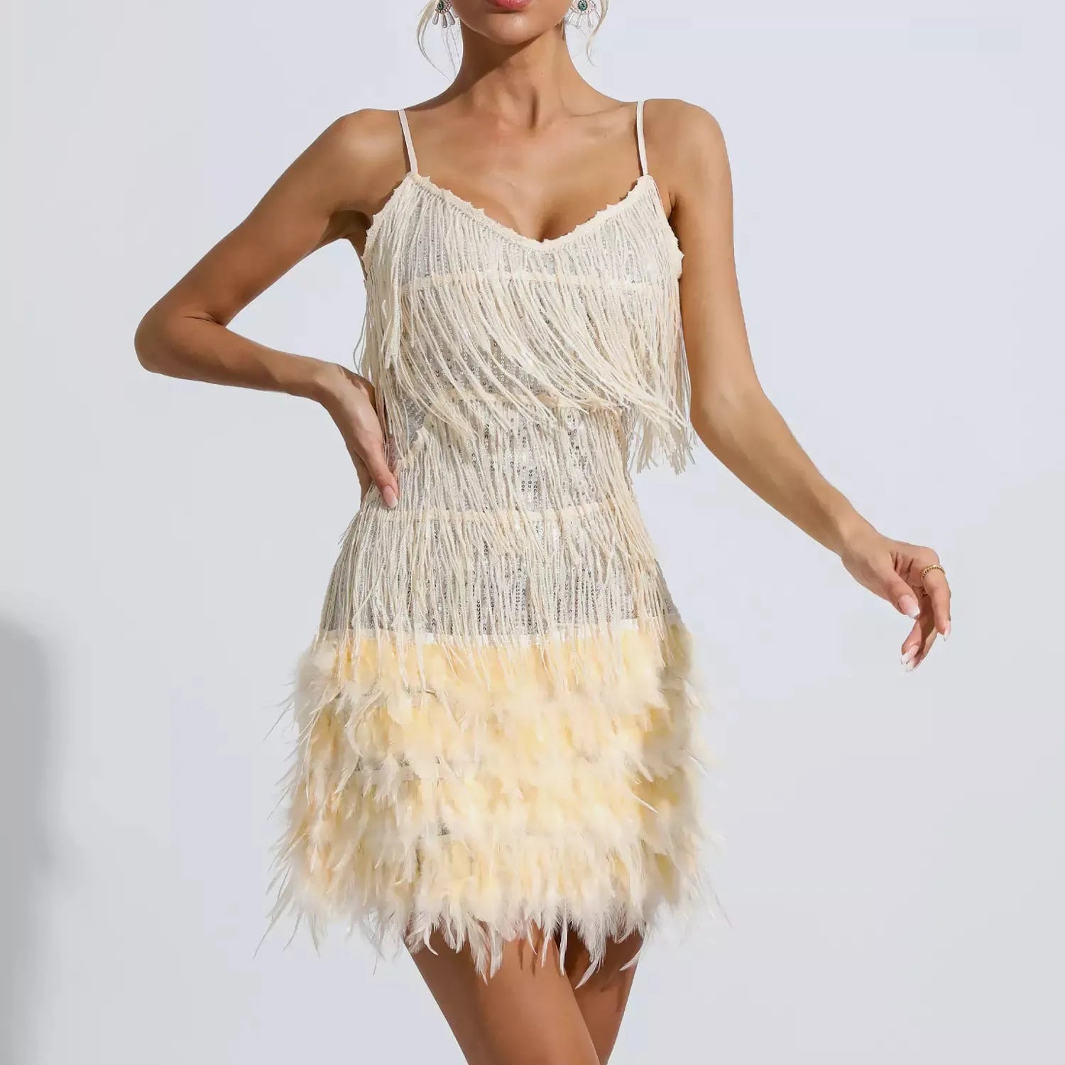 Lilliana Şampanya Tüy Püskül Payet Mini Elbise