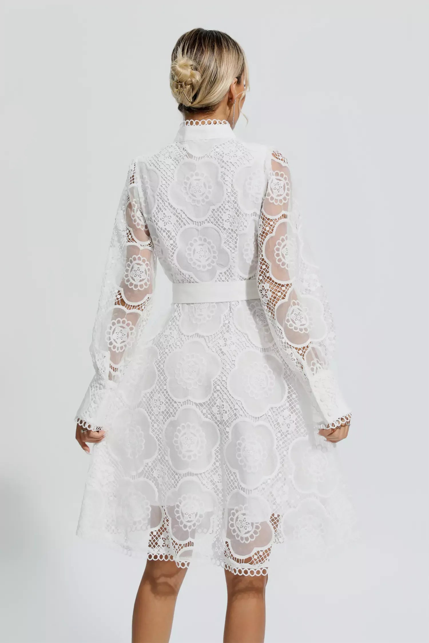 Lorelei Beyaz Dantel Jakarlı Mini Elbise