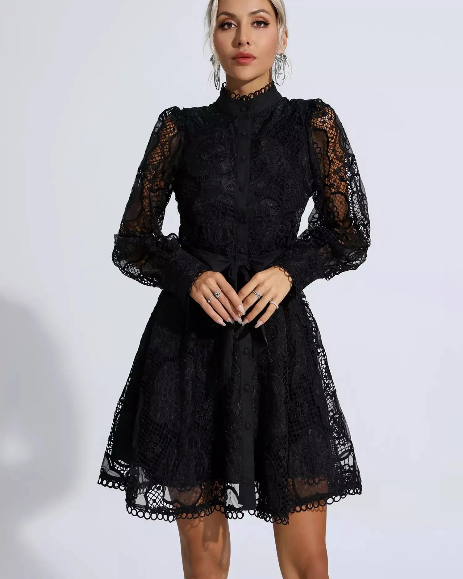 Lorelei Siyah Dantel Jakarlı Mini Elbise