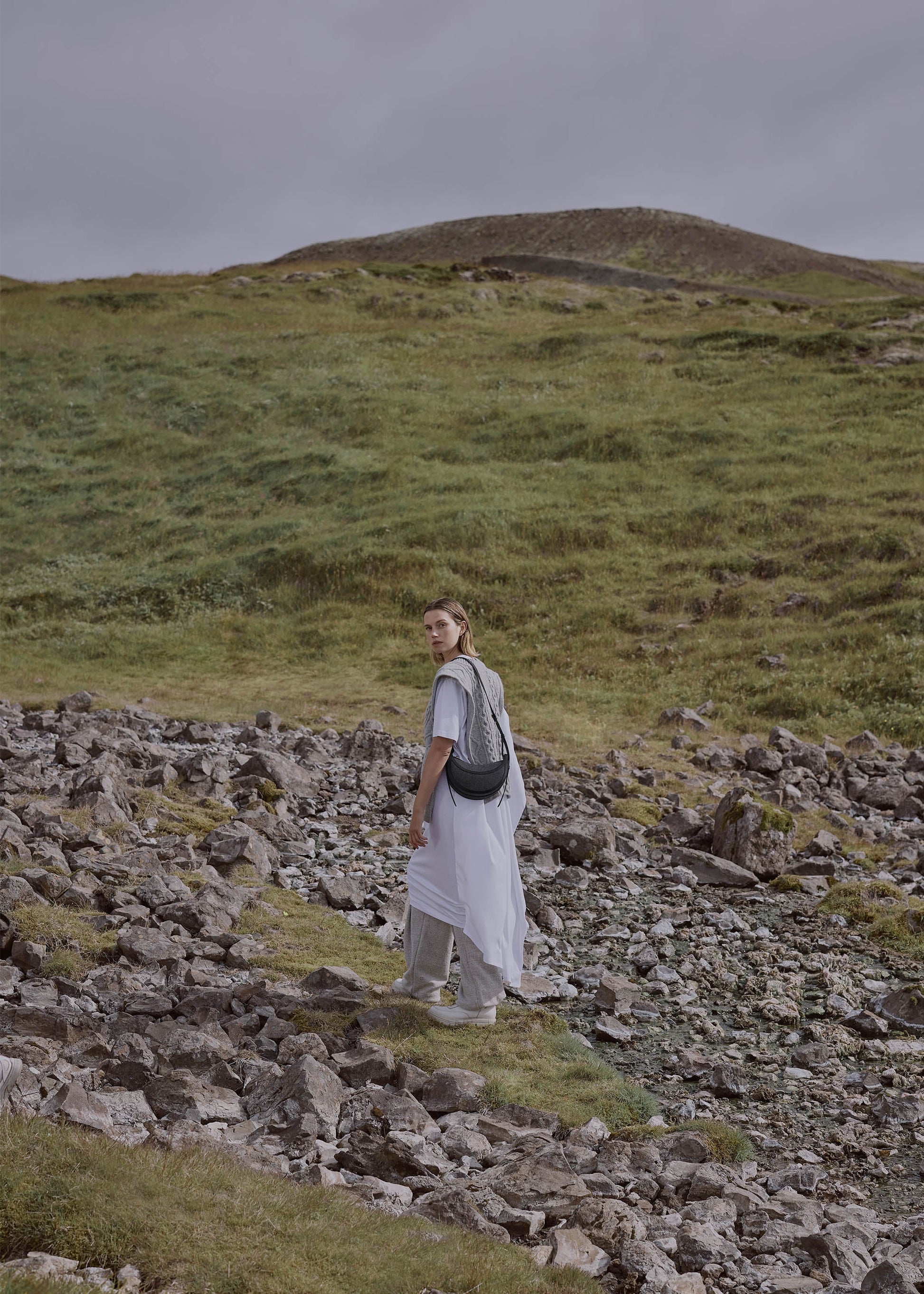 Avelin Omuz Çantası - Siyah