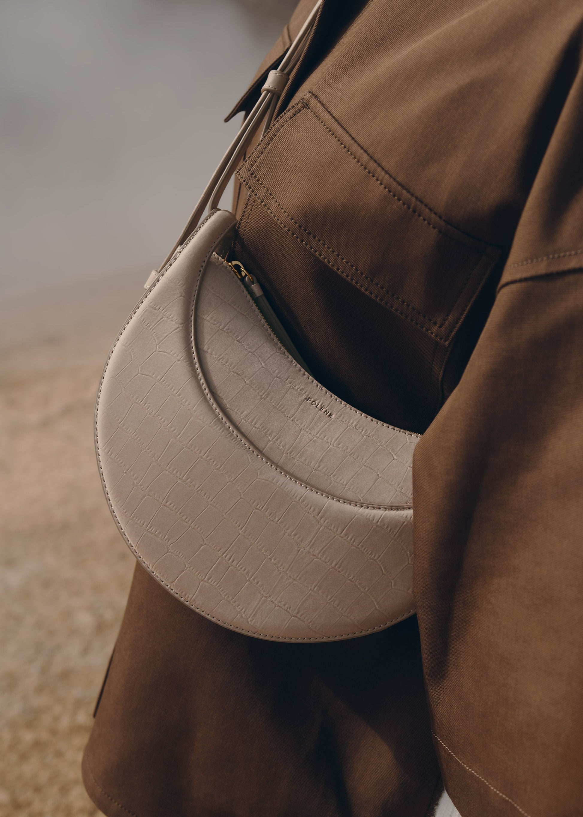 Avelin Omuz Çantası - Timsah derisi kum beji