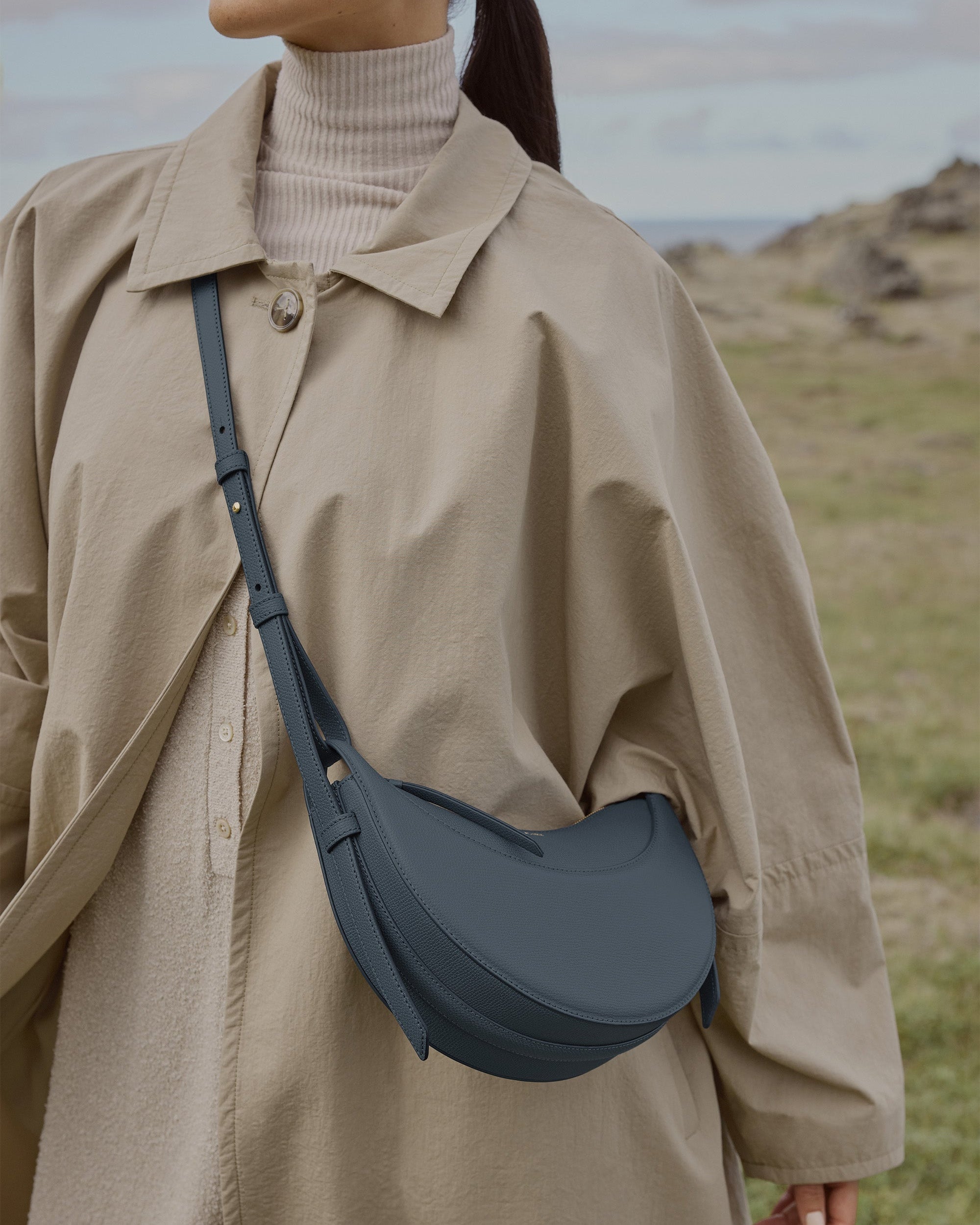 Avelin Omuz Çantası - Gece mavisi