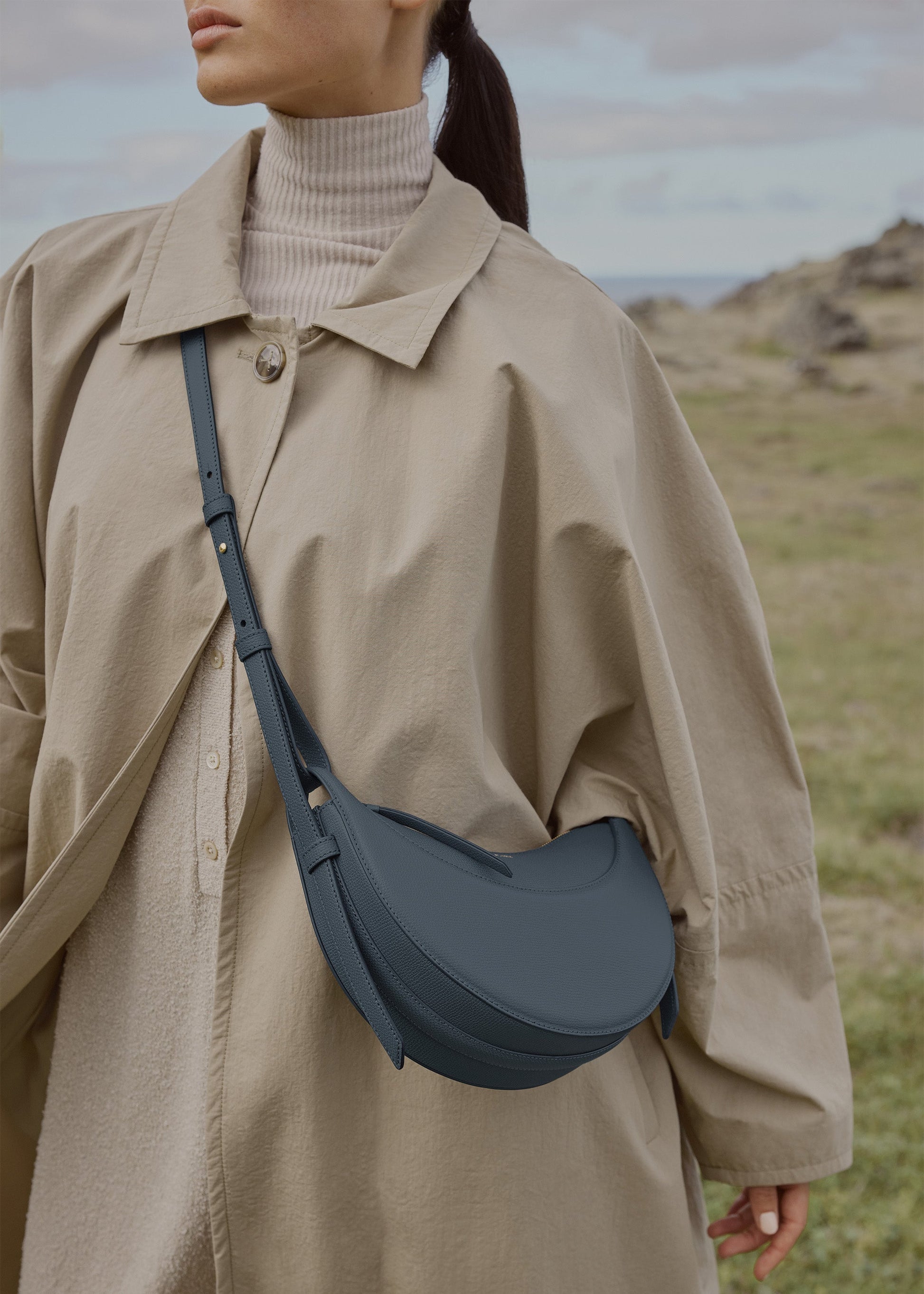 Avelin Omuz Çantası - Gece mavisi