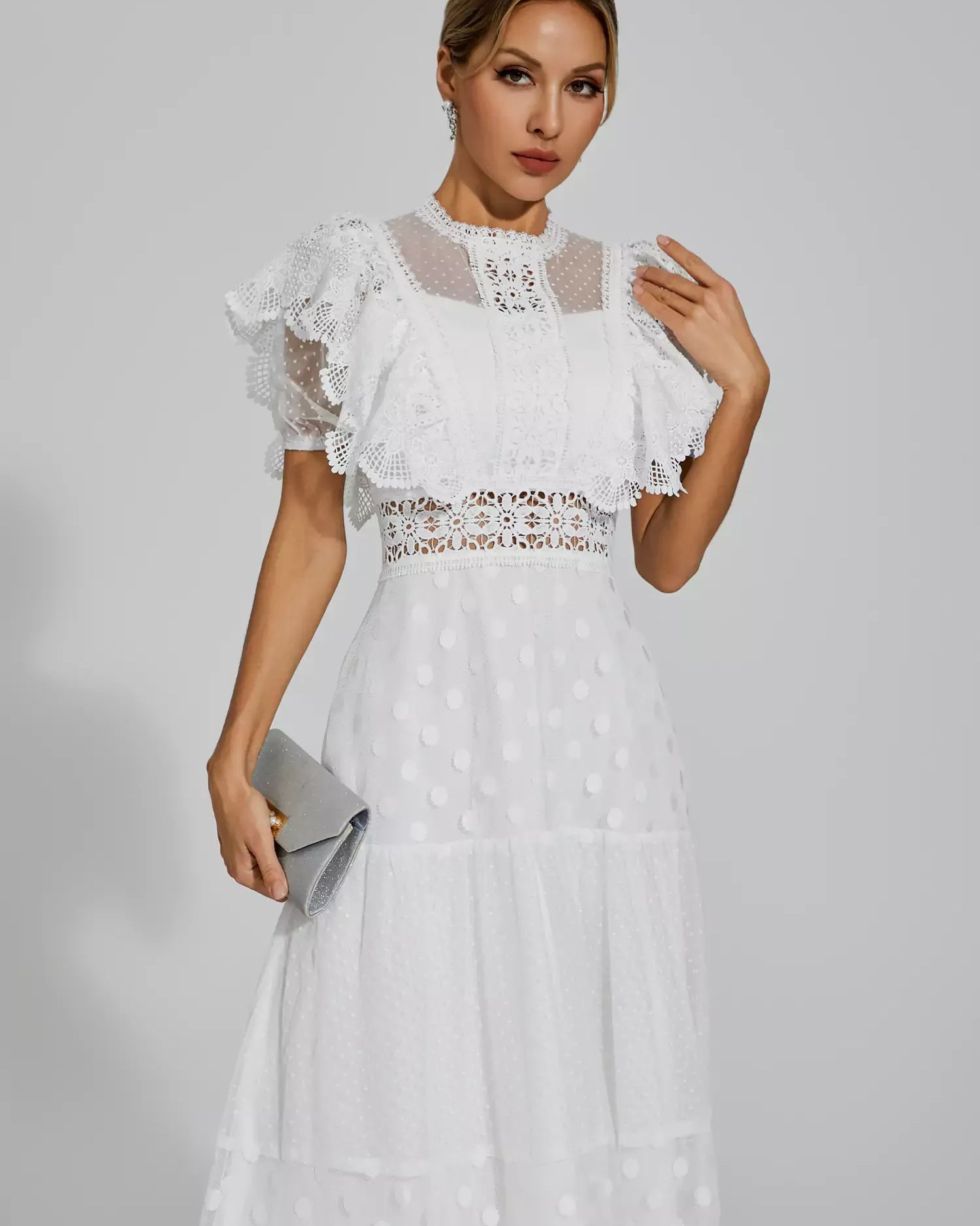 Noor Beyaz Puantiyeli Uzun Elbise