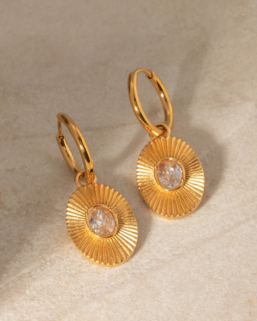 Beyaz Pırlanta Taşlı 18 Ayar Altın Kaplama Oval Küpe