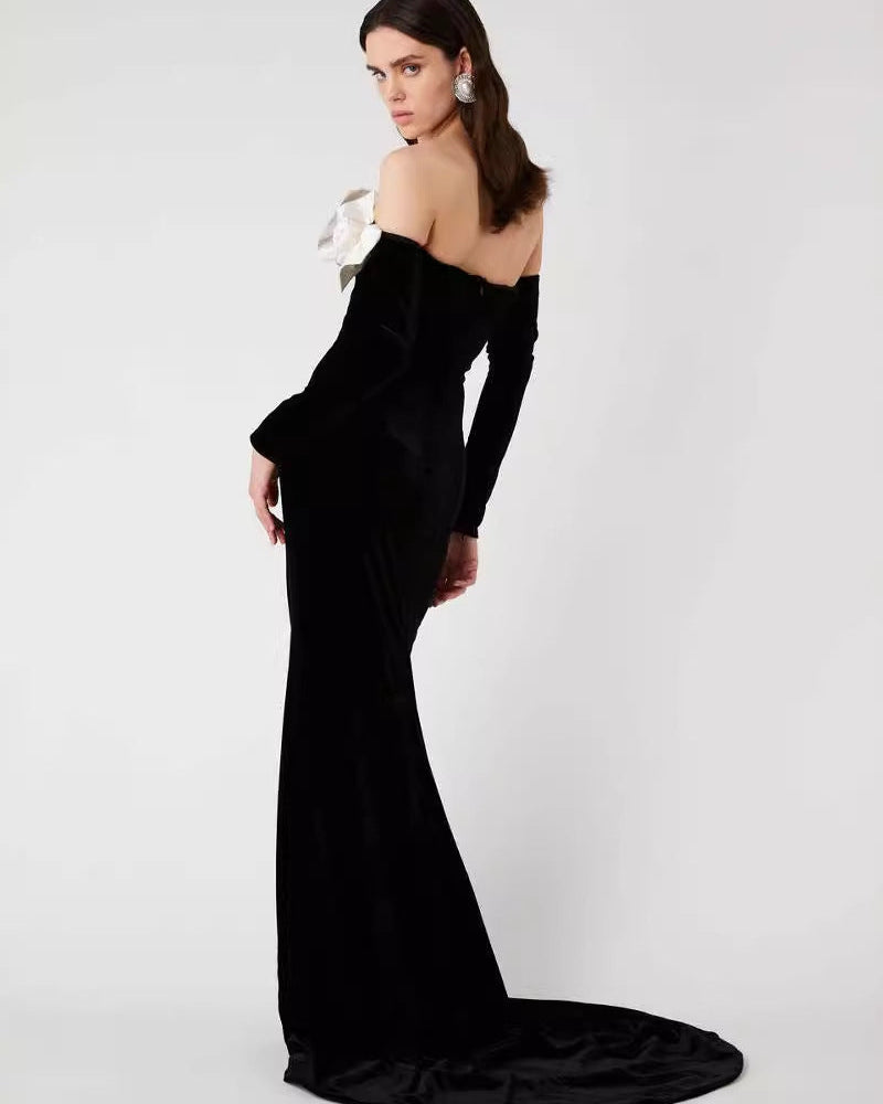 Lara Papyon Omuz Açık Kadife Uzun Elbise