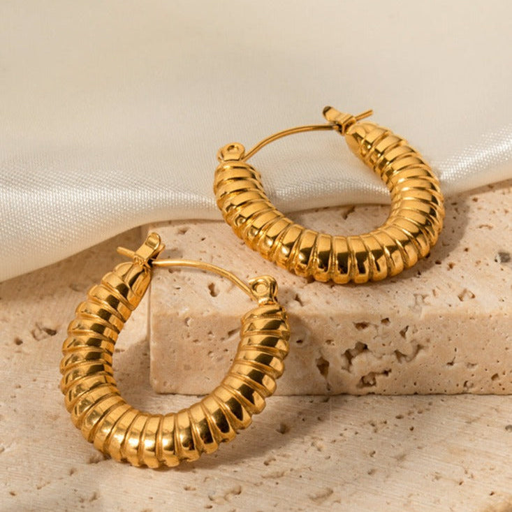 18K Altın Kaplama Burgu Küpe