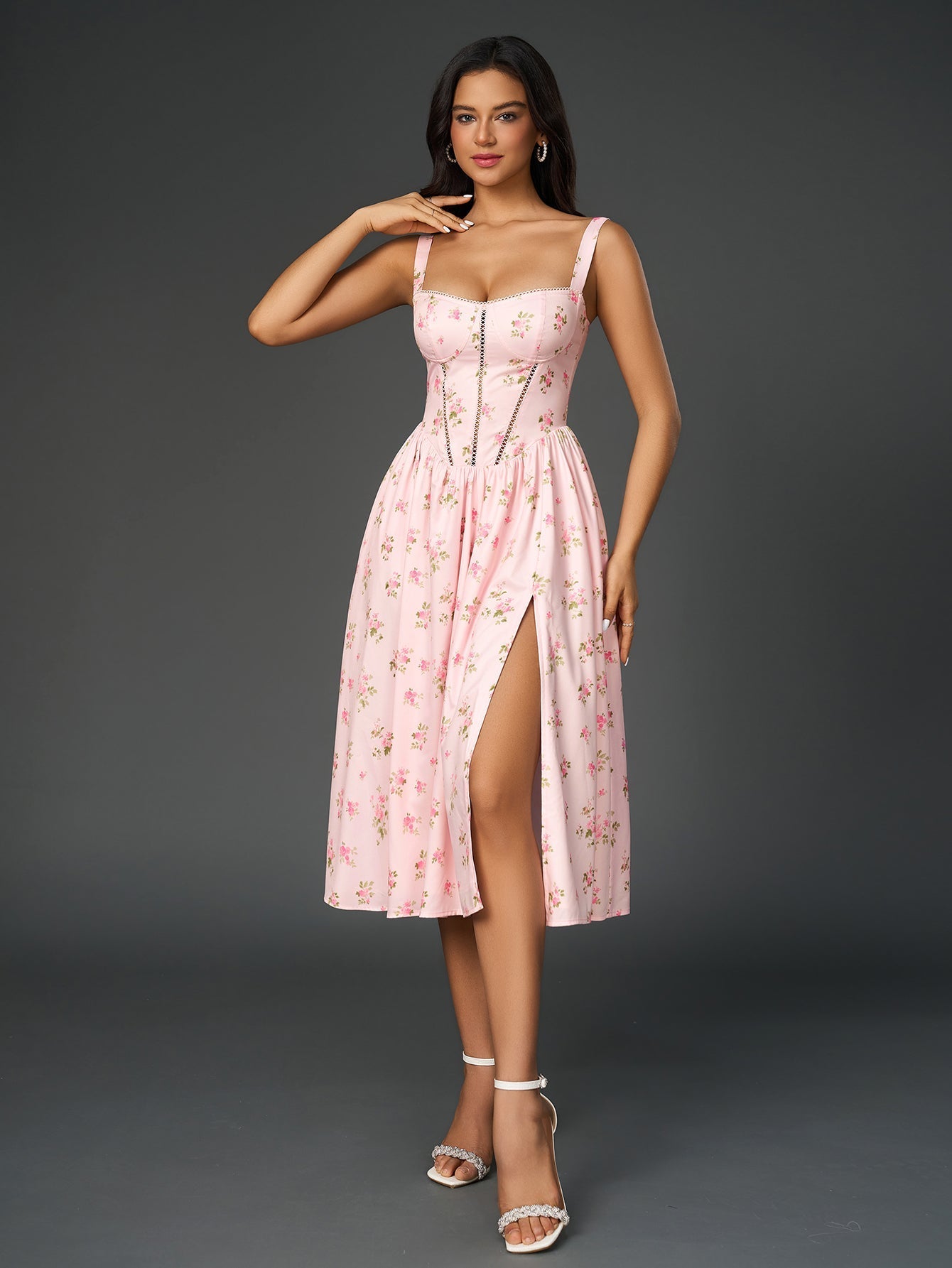 Yırtmaç Detaylı Çiçek Desenli Korse Formlu Elbise