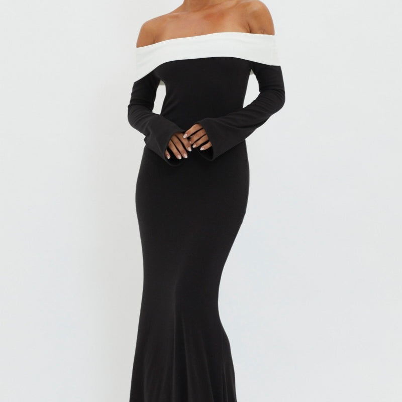 Aeris Omuzları Açık Uzun Örgü Elbise