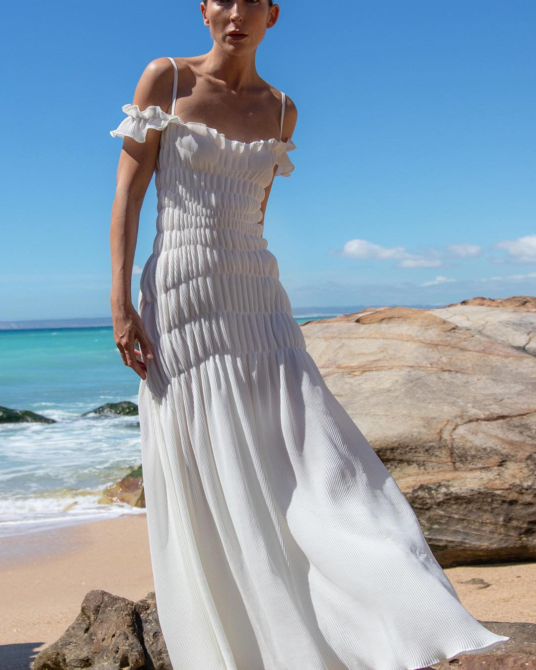 Lindsay Düşük Omuz Fırfırlı Maxi Elbise