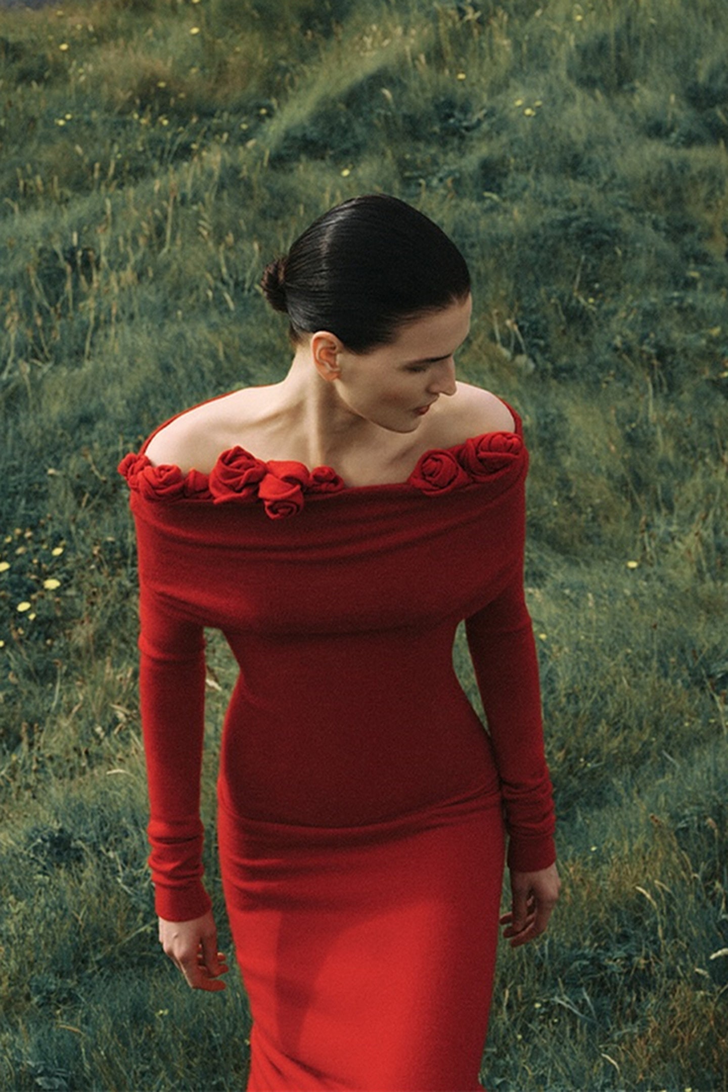 Evelyn Çiçek Aplikeli Tek Omuzlu Maxi Elbise