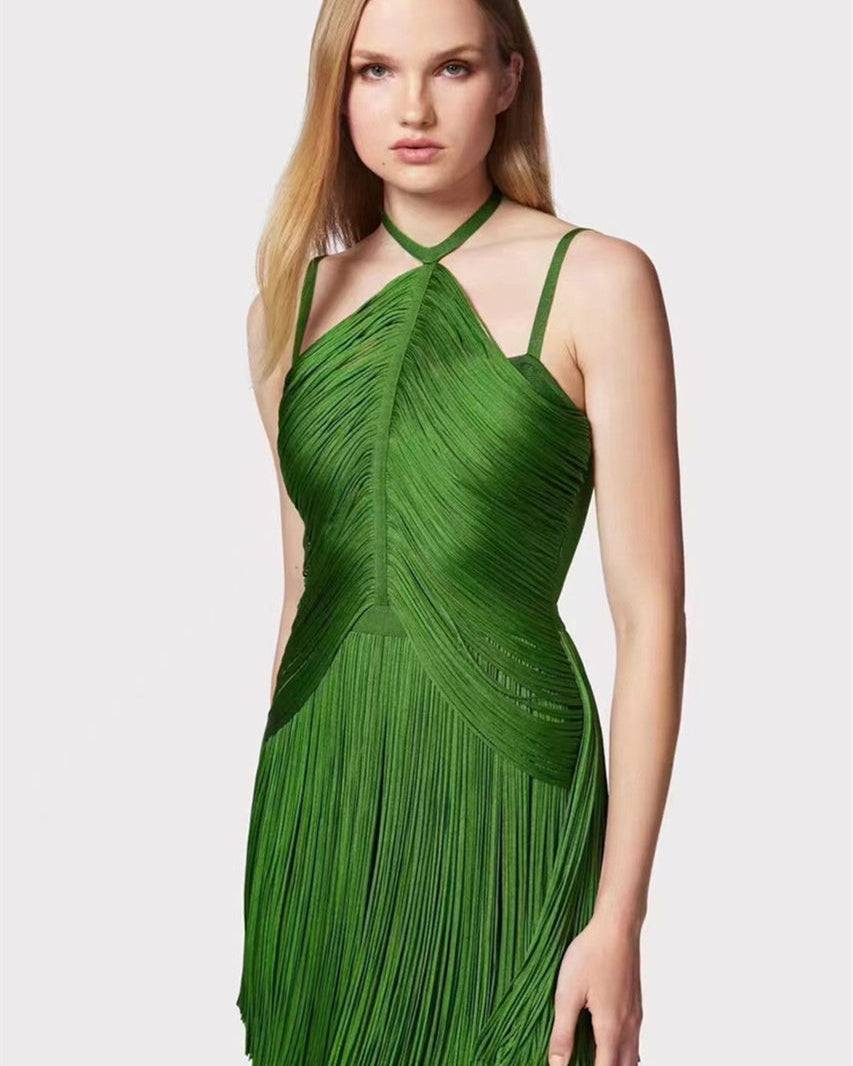 Phoebe Boyundan Bağlamalı Püsküllü Maxi Elbise