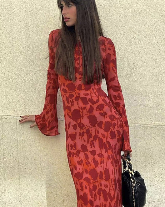 Sofia Uzun Kollu Gül Desenli Maxi Elbise