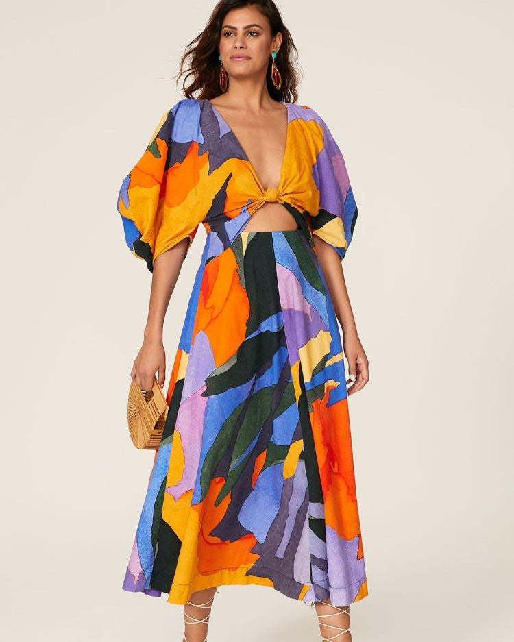 Chaya Baskılı V Yaka Cut-Out Flare Maxi Elbise