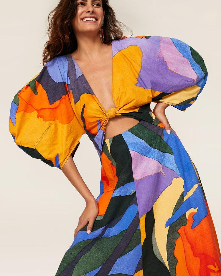 Chaya Baskılı V Yaka Cut-Out Flare Maxi Elbise