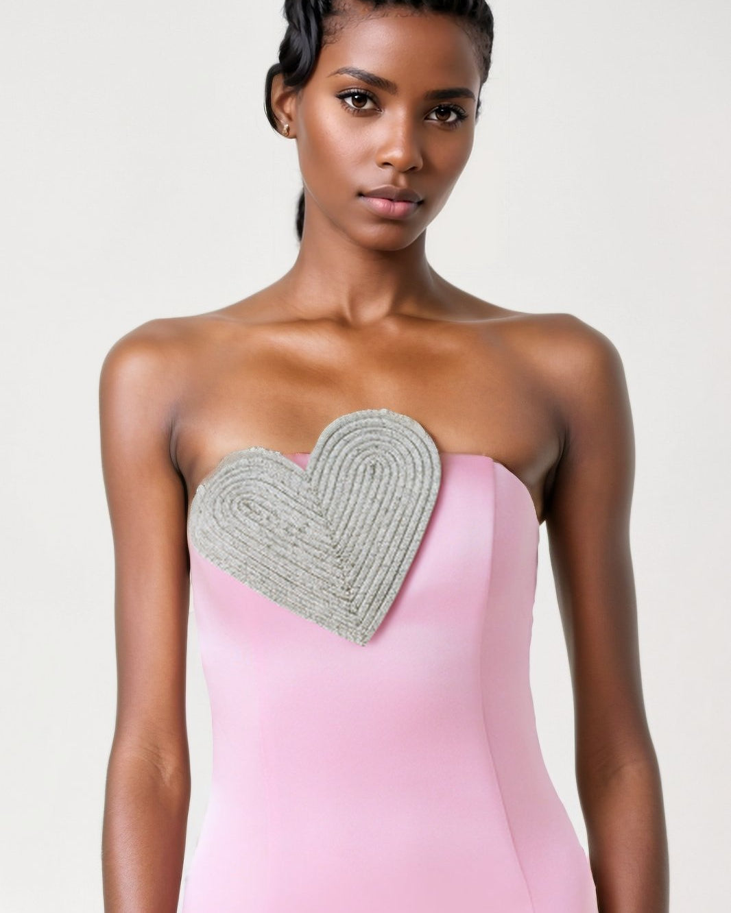 Claire Diamante Kalpli Straplez Uzun Elbise