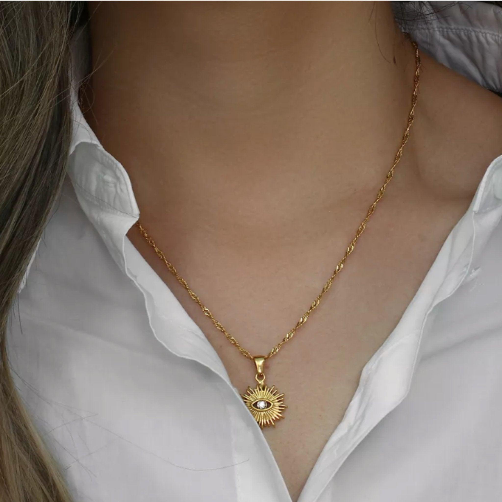 Güneş Gözlü Kolye