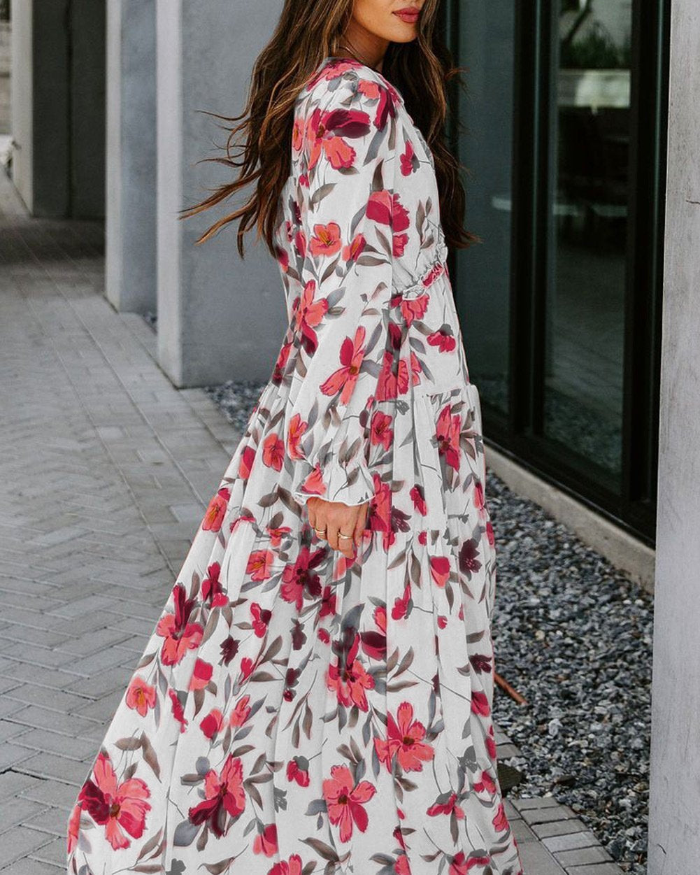 Dale Baskılı V Yaka Katlı Maxi Elbise